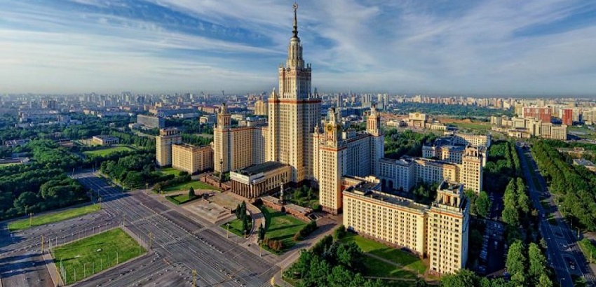 Moskova Lomonosov Devlet Üniversitesi